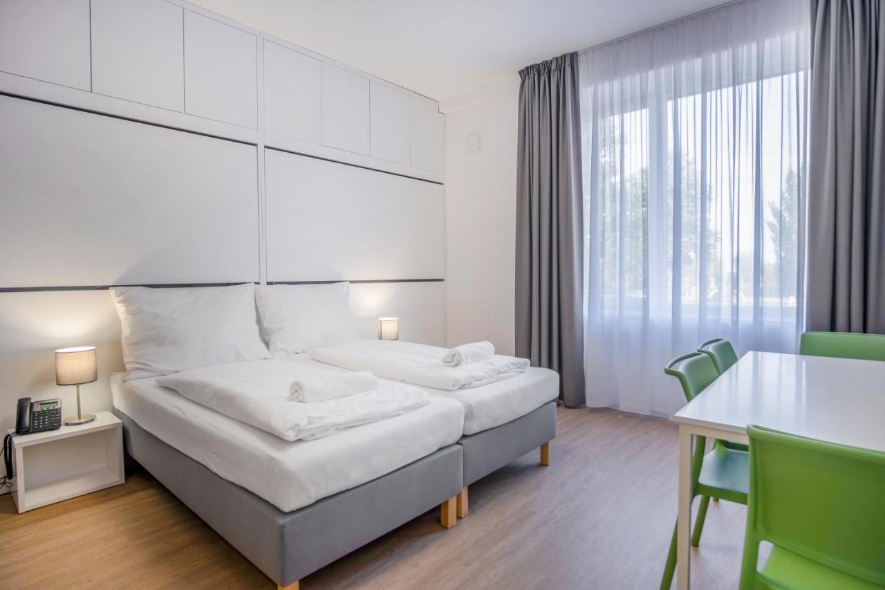 Ciszterci Rendezvenykoezpont Bed and Breakfast Balatonalmádi Εξωτερικό φωτογραφία