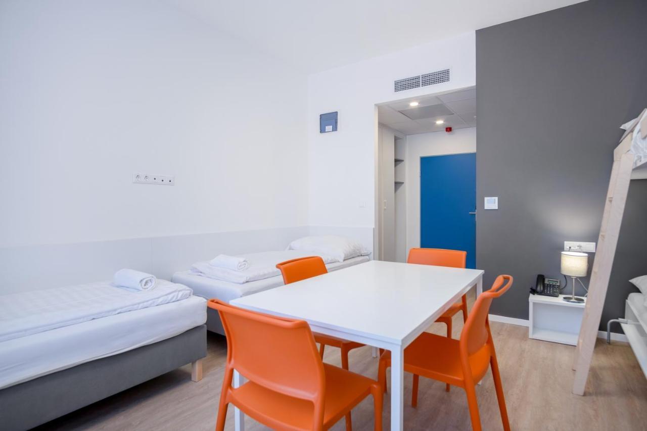 Ciszterci Rendezvenykoezpont Bed and Breakfast Balatonalmádi Εξωτερικό φωτογραφία